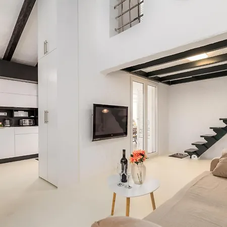 In With Jacuzzi * Lopar