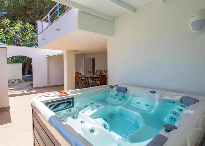 In With Jacuzzi